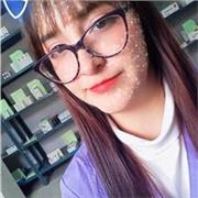 Profesora de bioquímica, da clases a todas las edades